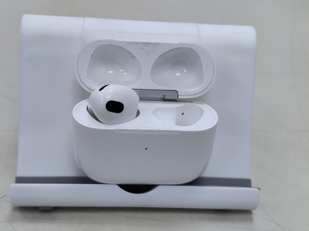 Наушники беспроводные Apple Airpods 3