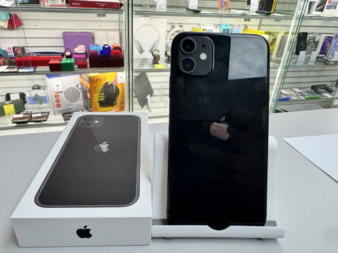 Смартфон Apple iPhone 11 64Gb