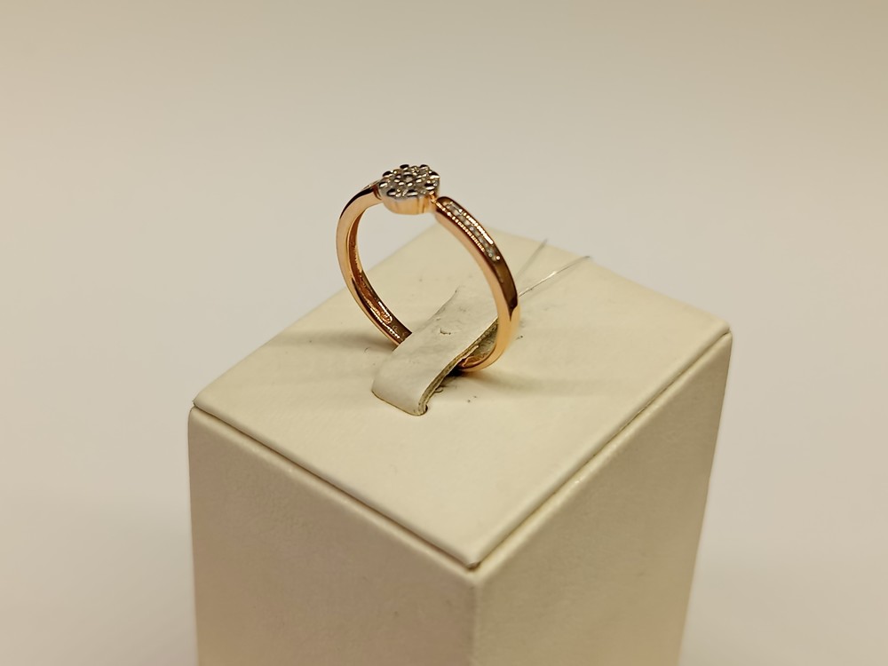 КОЛЬЦО С КАМНЯМИ (Au 585)