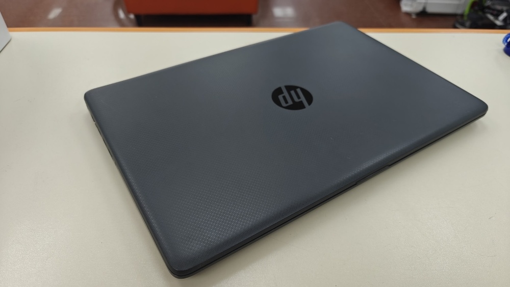 Ноутбук HP 15s-eq0056ur; Ryzen 5 3500U, Radeon Vega 8, 8 Гб, 256 Гб, Нет
