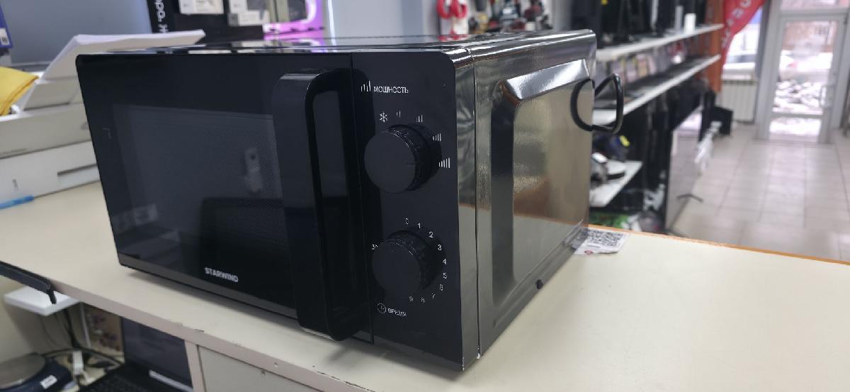 Микроволновая печь Starwind SMW4520