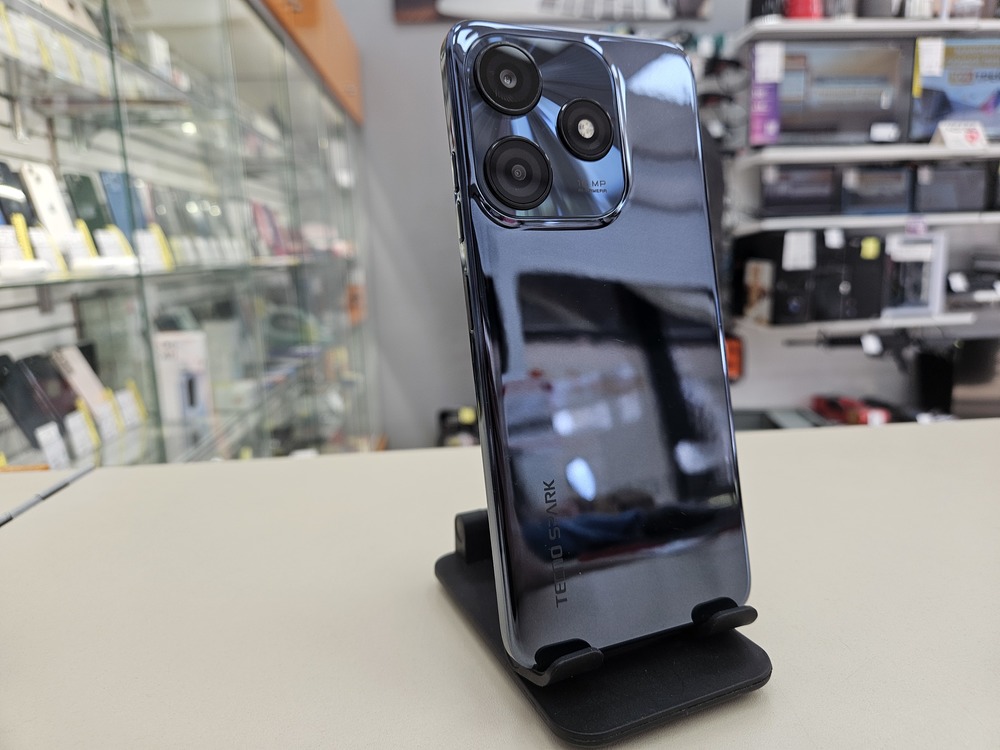 Смартфон Tecno SPARK 10C 4/64