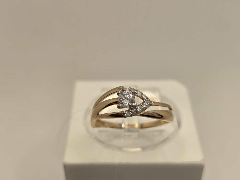 КОЛЬЦО С КАМНЯМИ (Au 585)