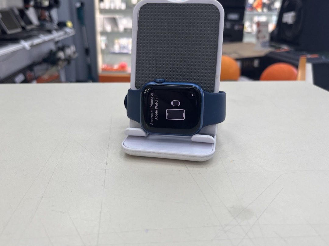 Смарт-часы Apple Watch Series 7 45mm