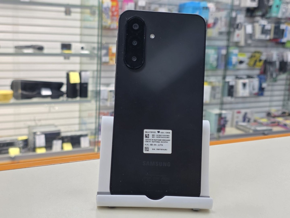 Смартфон Samsung Galaxy A17 4/128