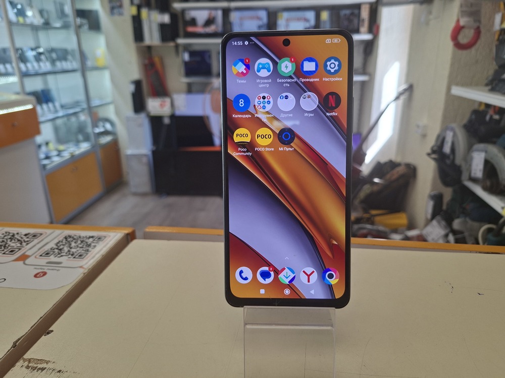 Смартфон Xiaomi Poco F3 6/128
