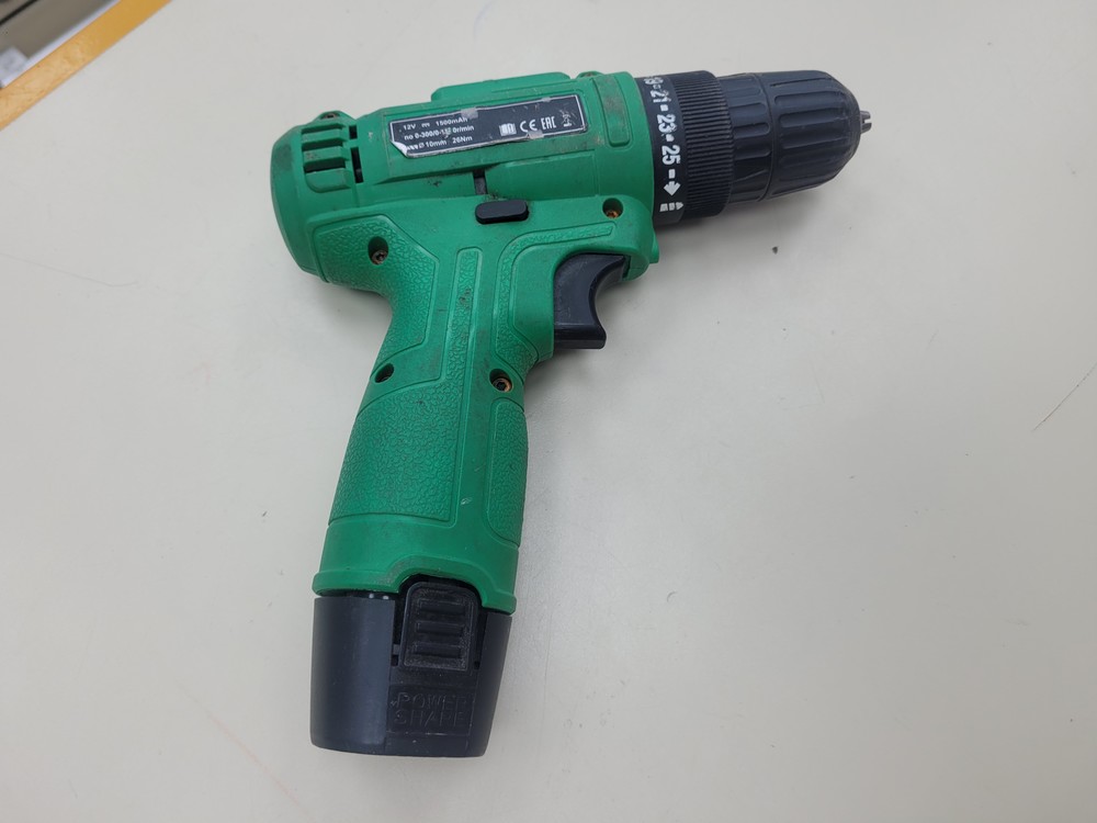 Шуруповерт Zitrek Green 12v