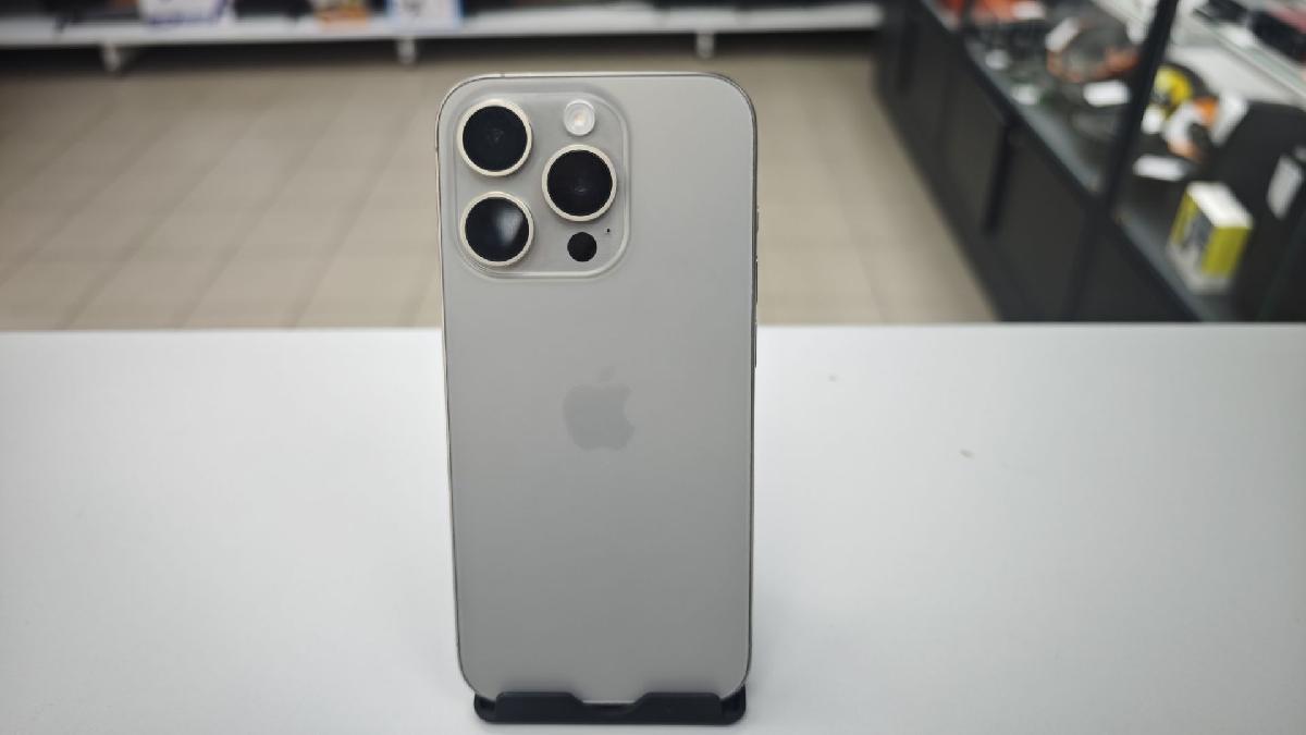 Смартфон Apple Iphone 15 Pro 128Gb