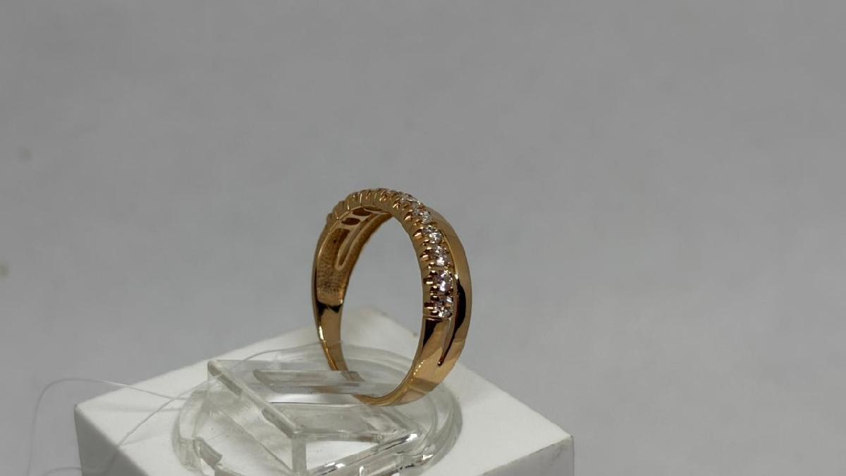 КОЛЬЦО С КАМНЯМИ (Au 585)