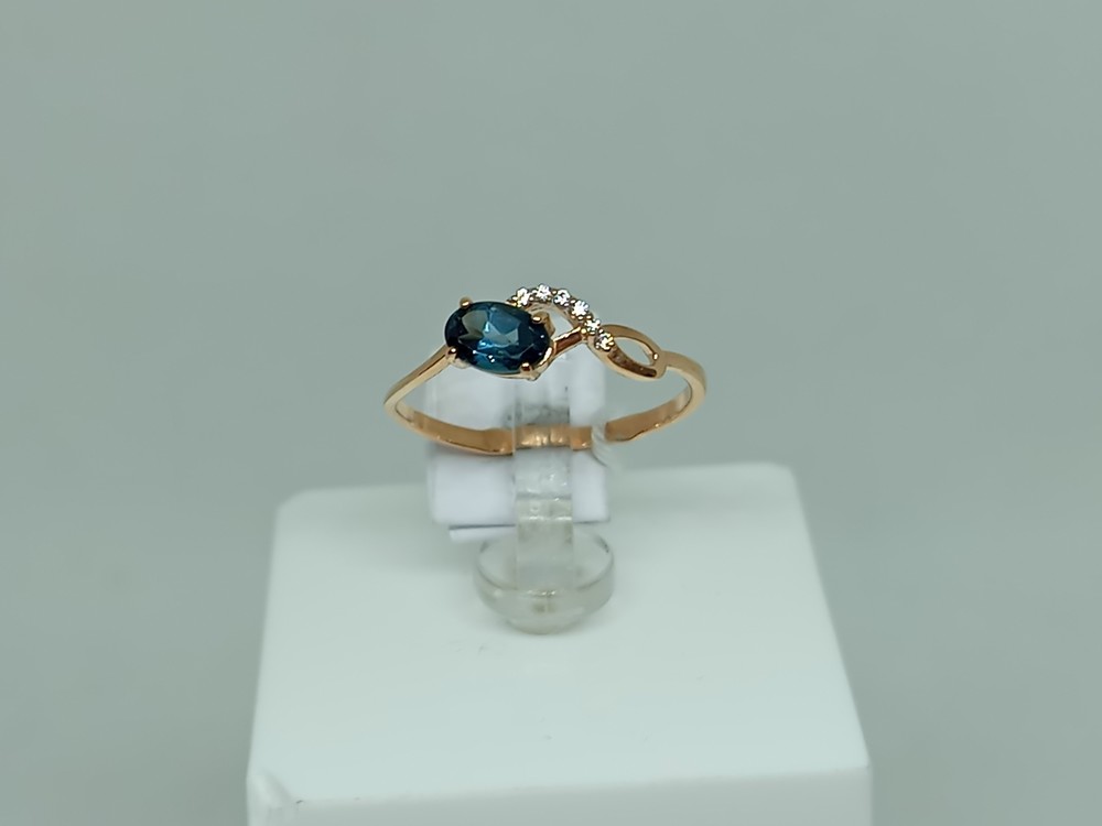 КОЛЬЦО С КАМНЯМИ (Au 585)