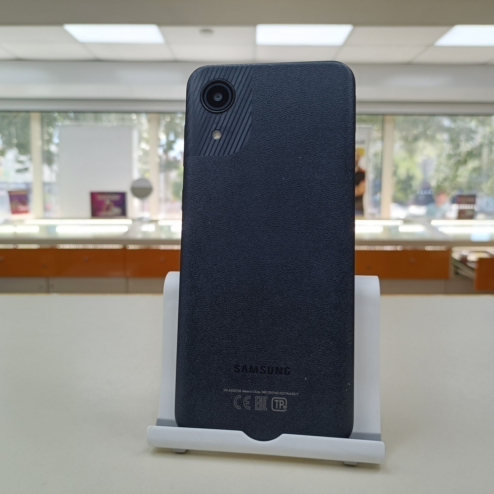 Смартфон Samsung Galaxy A03 Core