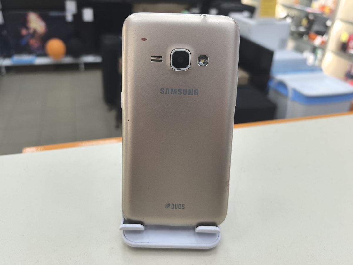 Смартфон Samsung J106F/DS