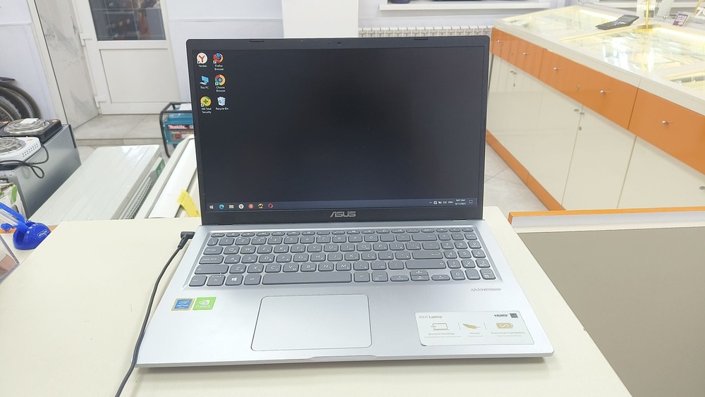 Ноутбук ASUS 515; Pentium 6805, GeForce MX130, 8 Гб, 256 Гб, Нет
