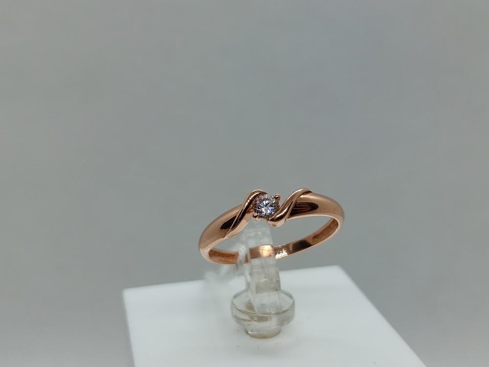 КОЛКМ585 КОЛЬЦО С КАМНЕМ (Au 585)