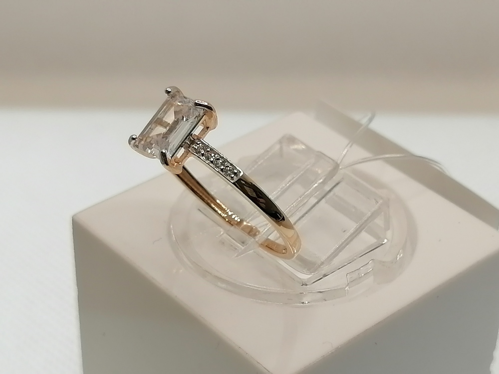 КОЛЬЦО С КАМНЯМИ (Au 585)