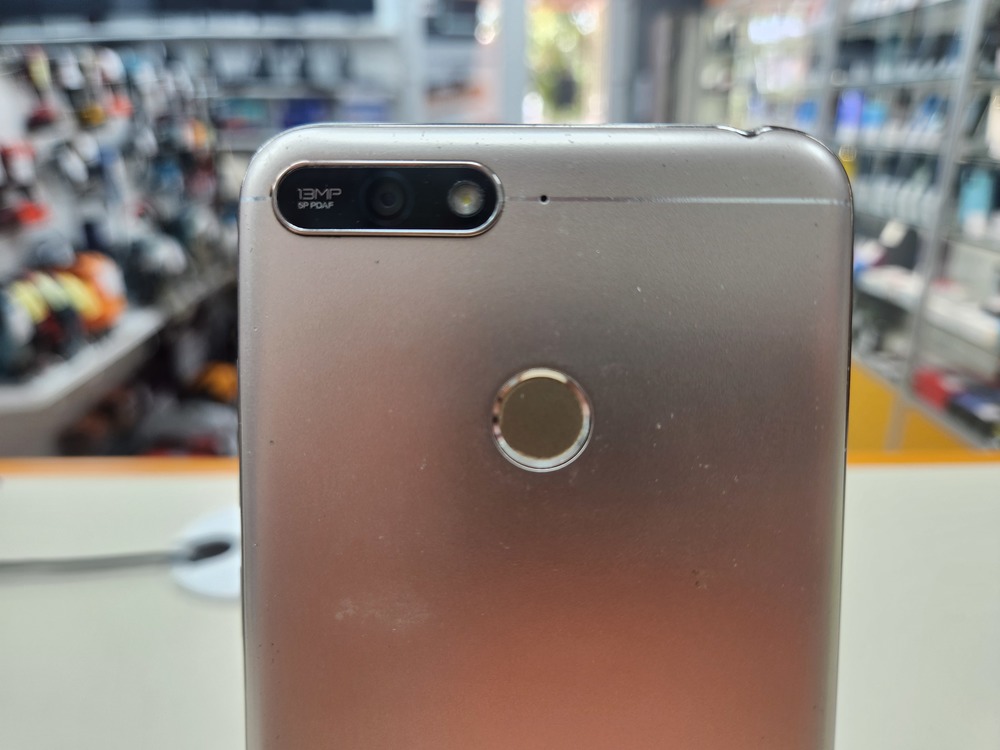Смартфон Honor 7A 2/16