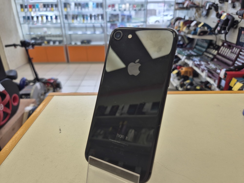 Смартфон Apple iPhone 8 64Gb