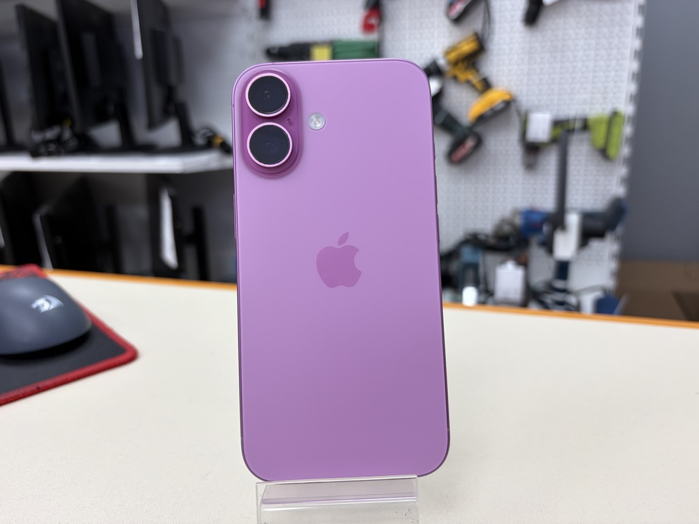 Смартфон Apple Iphone 16 128Gb