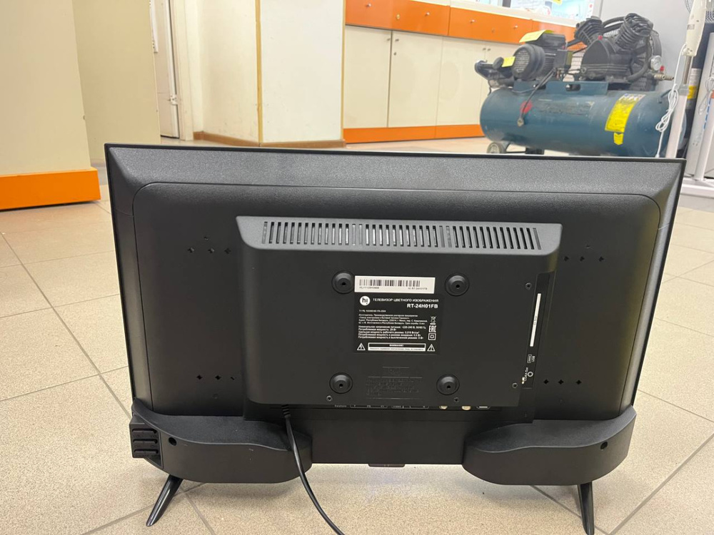 LED Телевизор HI RT-24H01FB