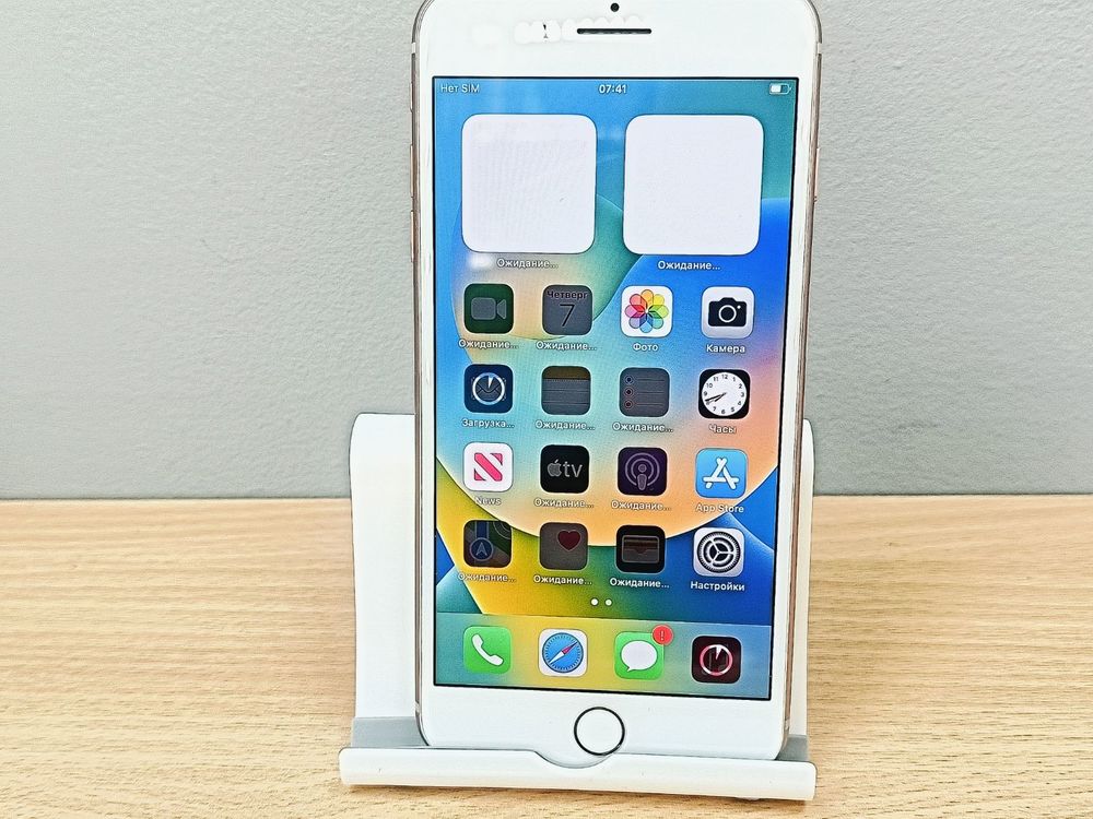 Смартфон Apple iPhone 8 Plus 64Gb