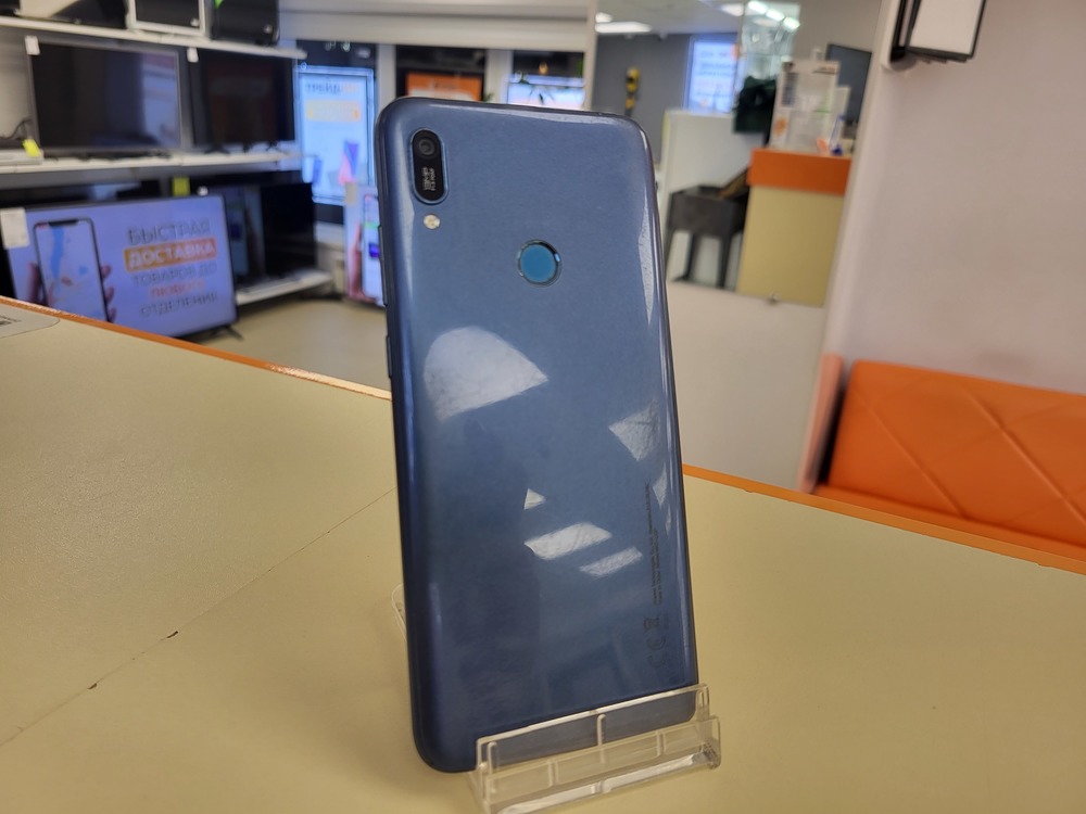 Смартфон Huawei Y9 (2018) 3/32