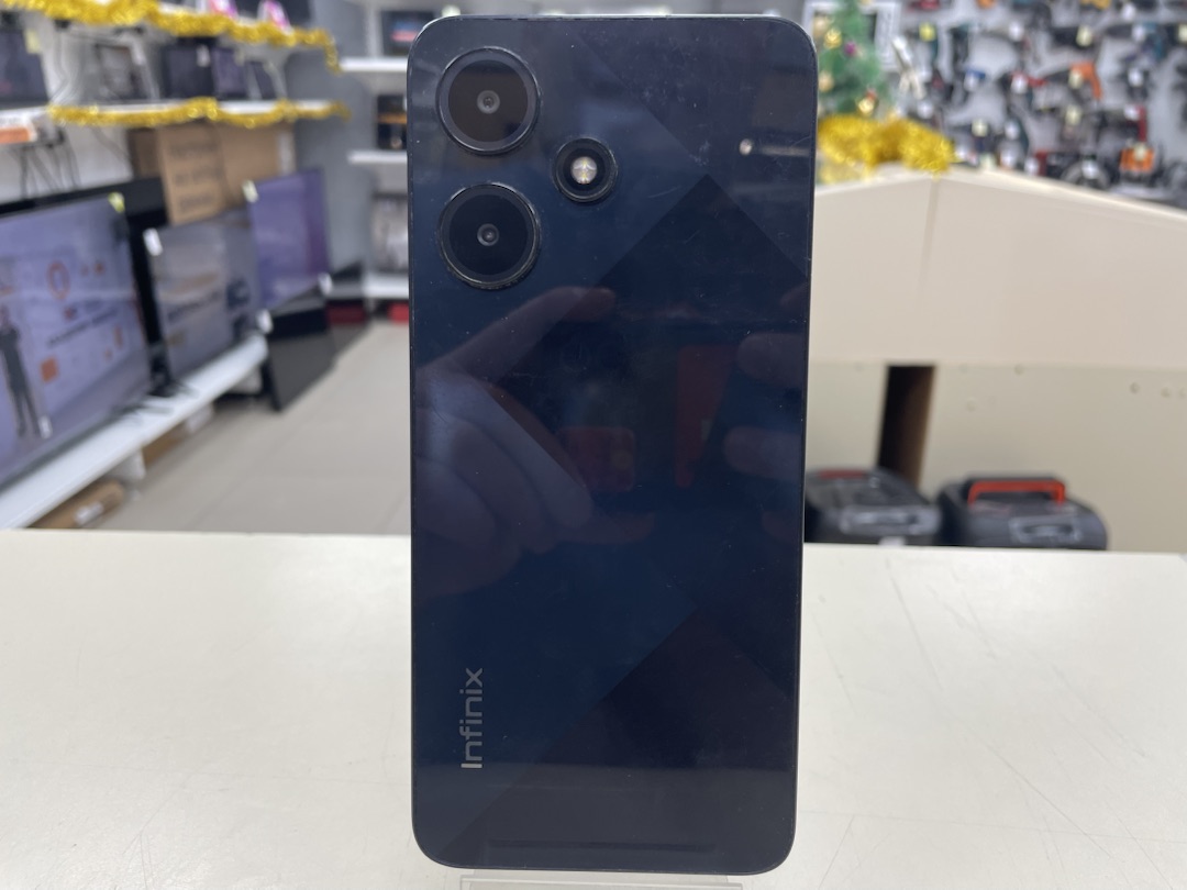 Смартфон Infinix HOT 30i 8/128
