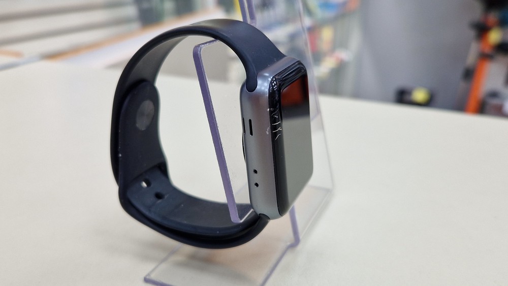 Смарт-часы Apple Watch Series 3 42 мм