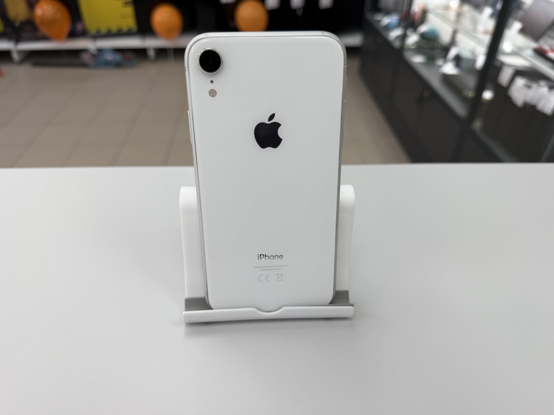 Смартфон Apple iPhone Xr 64Gb