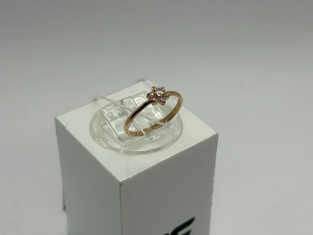 КОЛЬЦО С КАМНЯМИ (Au 585)