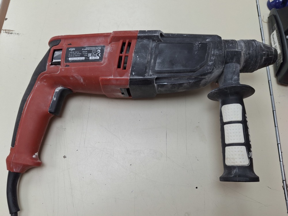 Перфоратор Elitech п 3-28рэм