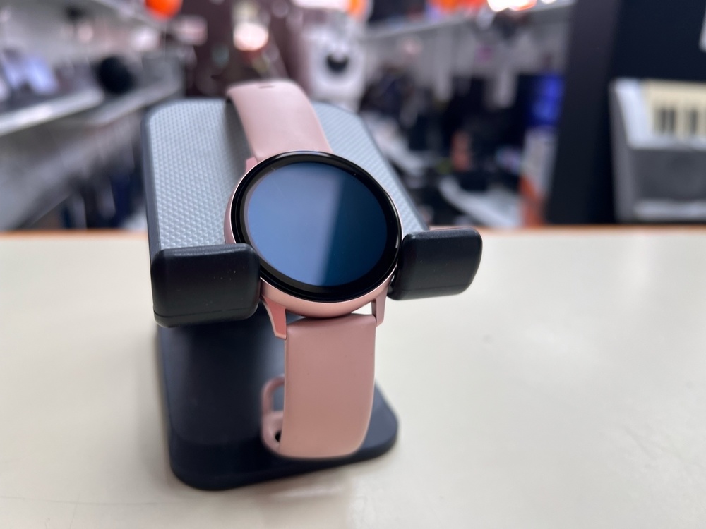 Смарт-часы Samsung Watch Active 2