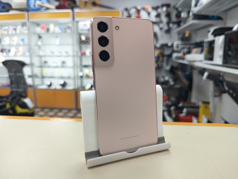 Смартфон Samsung Galaxy S22 8/256