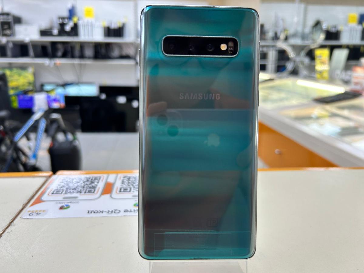 Смартфон Samsung Galaxy S10 8/128