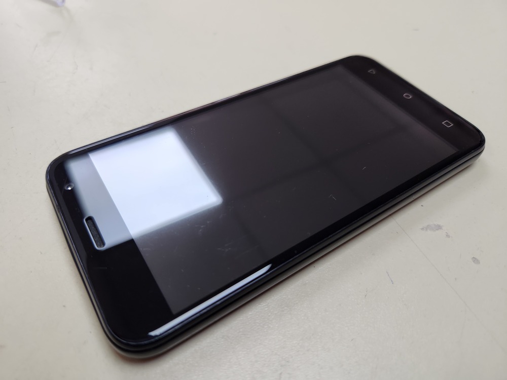 Смартфон Fly SA50 2/16