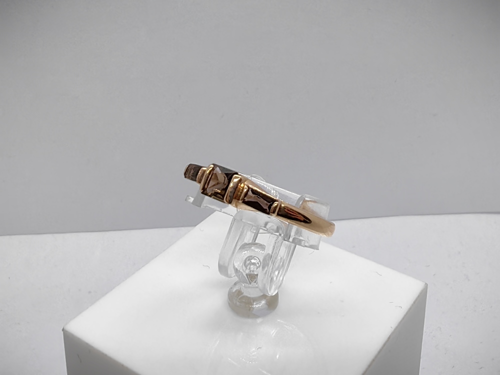 023191-1320 КОЛЬЦО РАУХ-ТОПАЗ (Au 585)