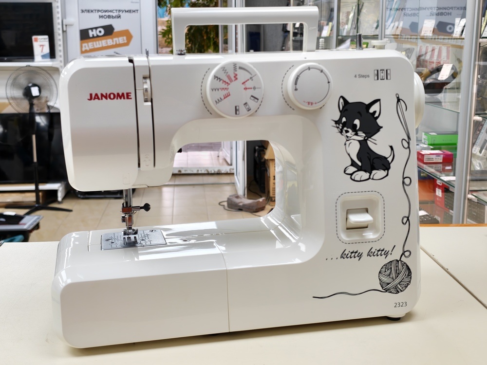 Швейная машина Janome 2323