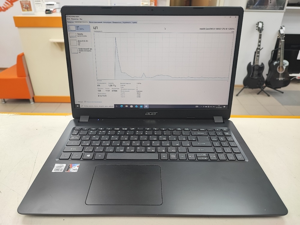 Ноутбук Acer; Core i3-1005G1, Iris(R) Xe Graphics, 8 Гб, 240 Гб, Нет