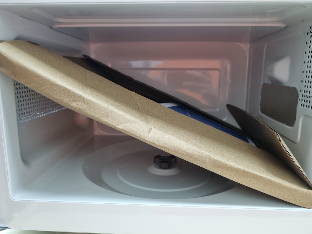 Микроволновая печь BBK 20MWS-803M/W