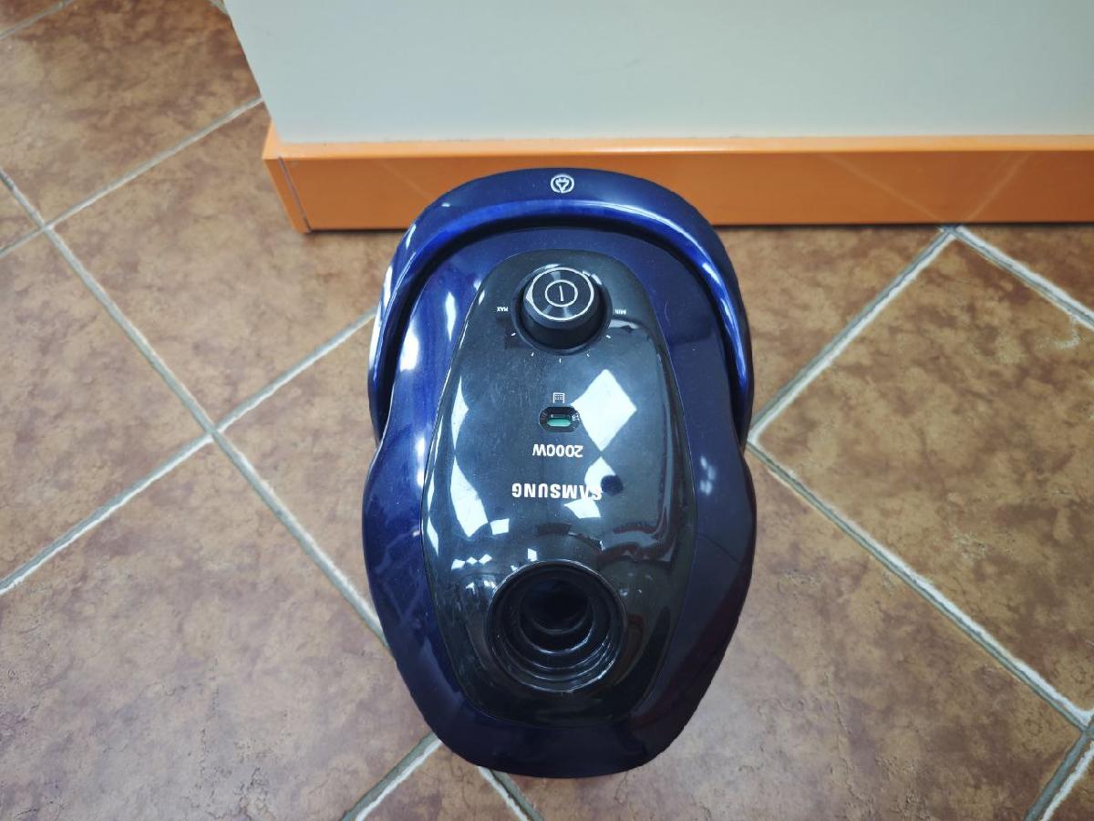 Пылесос Samsung SC20M251AWB