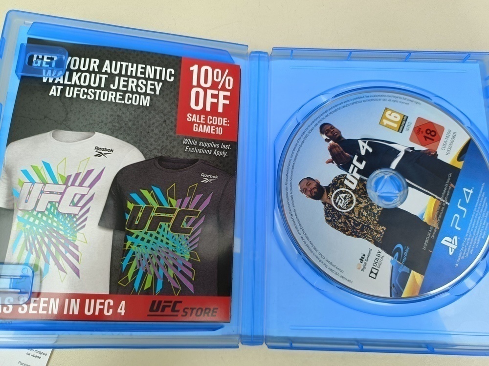 Игра Playstation 4 UFC 4