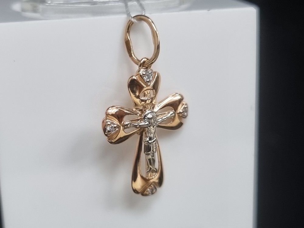 ПОДККИ585 ПОДВЕСКА КРЕСТ С КАМНЯМИ (Au 585)