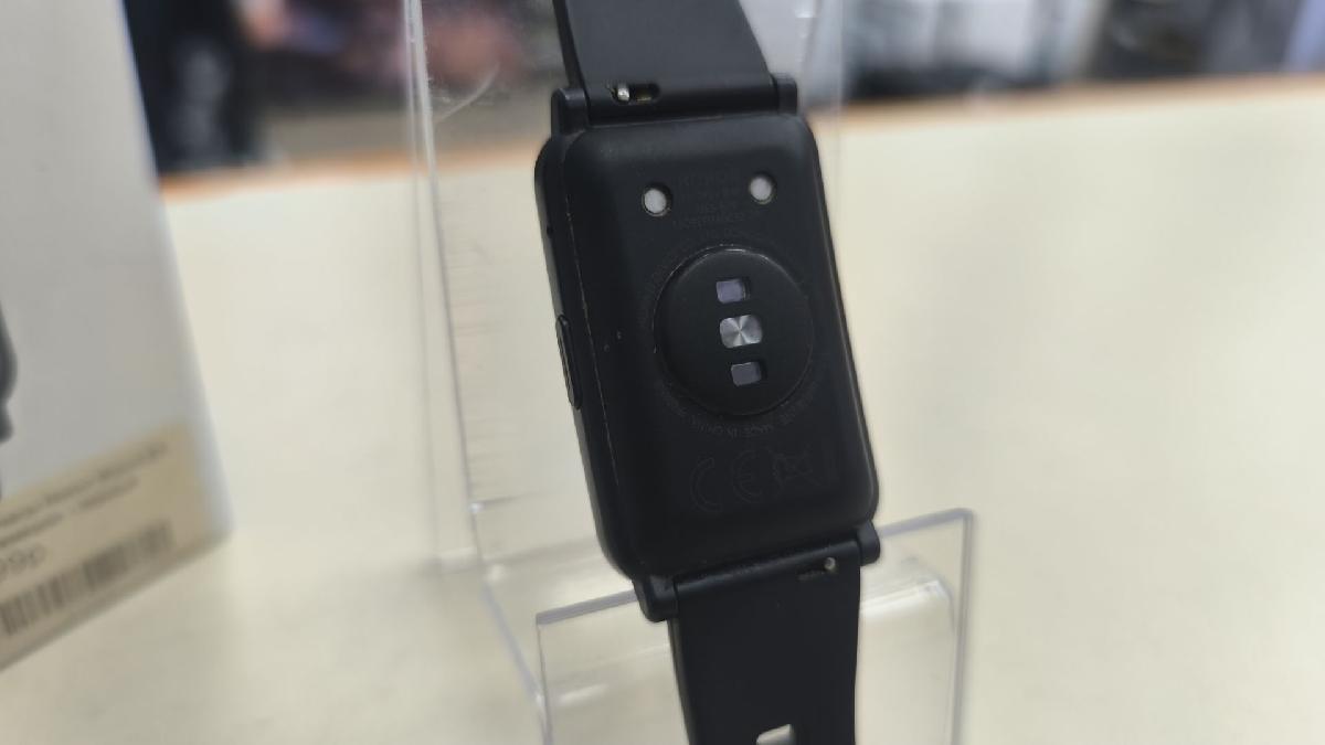 Смарт-часы Honor Watch ES