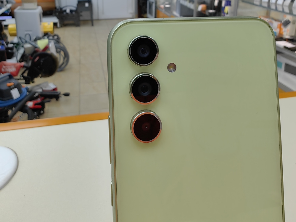 Смартфон Samsung Galaxy A54 8/256