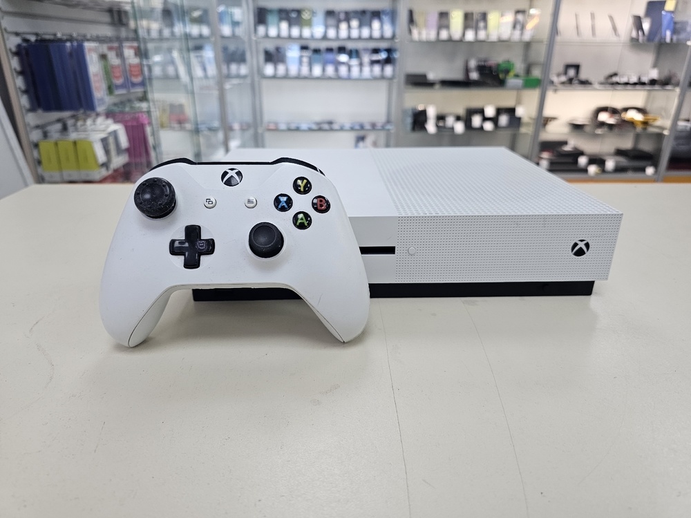 Игровая приставка Xbox One S 500Gb