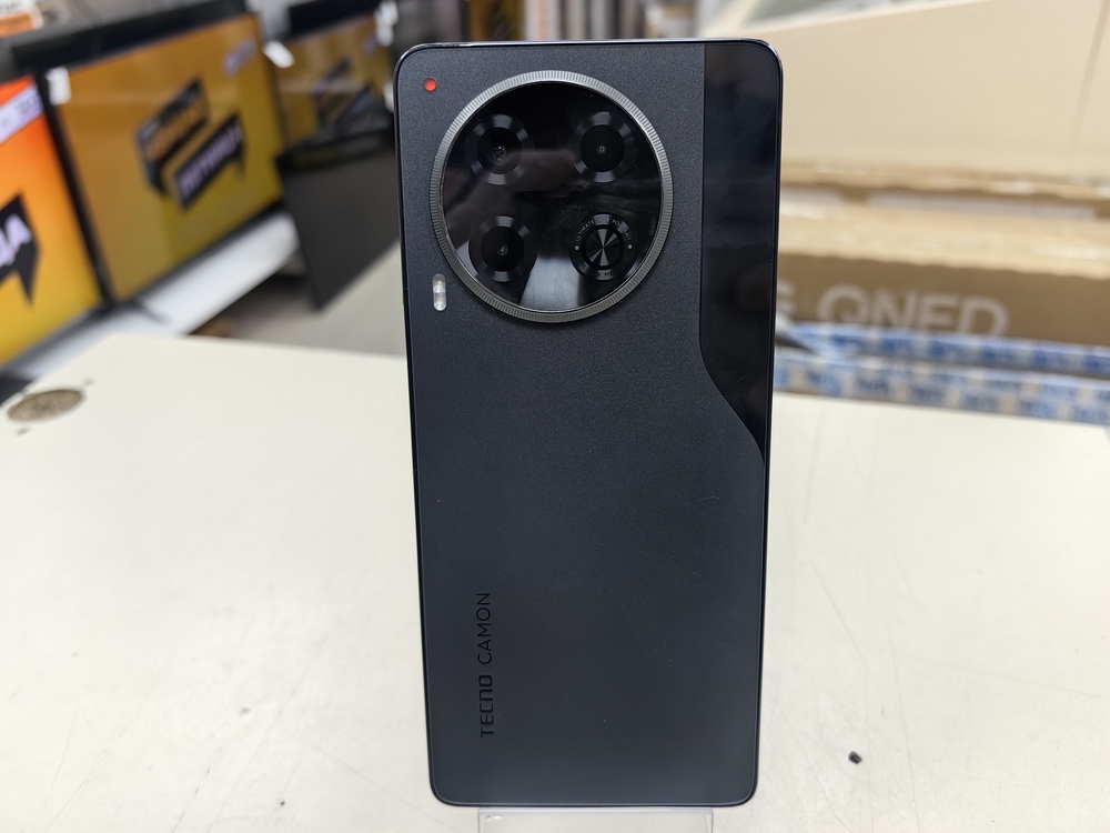 Смартфон Tecno Camon 30 12/512