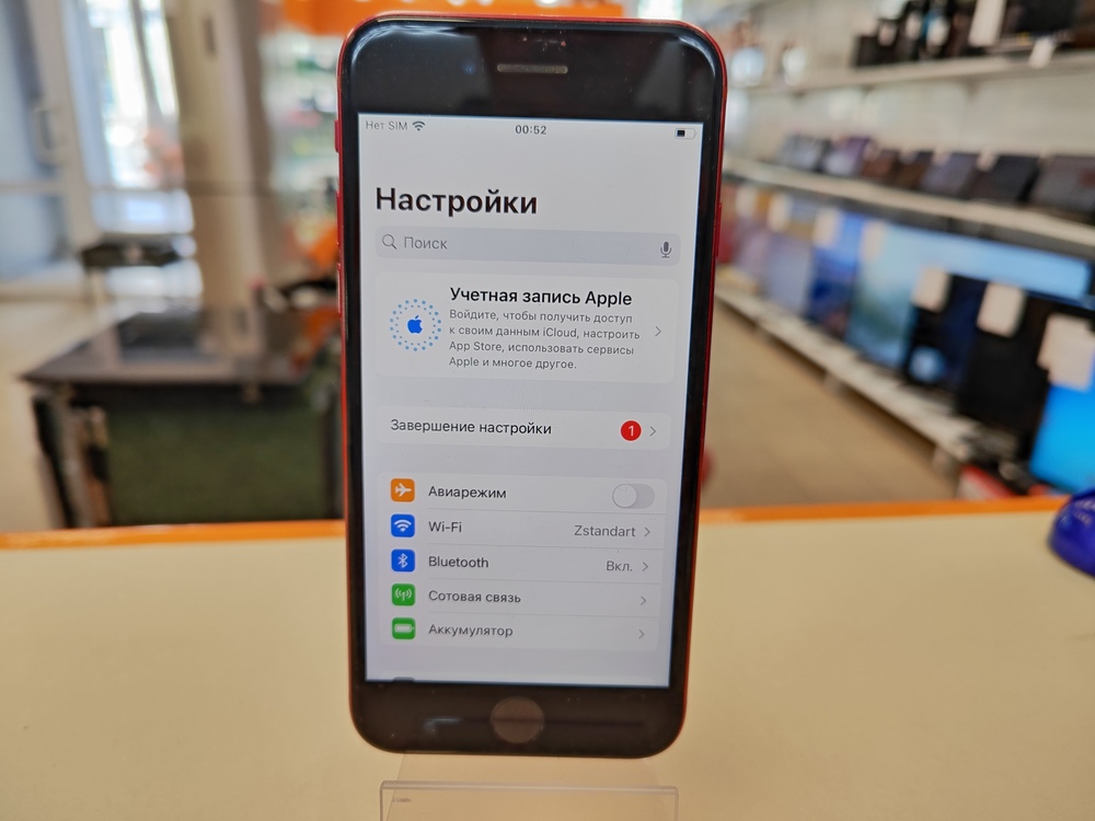 Смартфон Apple iPhone SE 2020 128Gb
