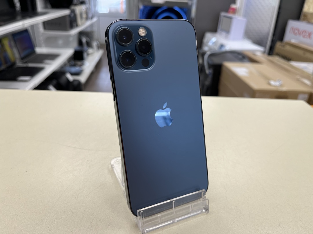 Смартфон Apple iPhone 12 Pro 128Gb 4400032919091 в Волгограде - купить в  интернет-магазине ювелирных украшений и дисконт техники «Золотой Стандарт»