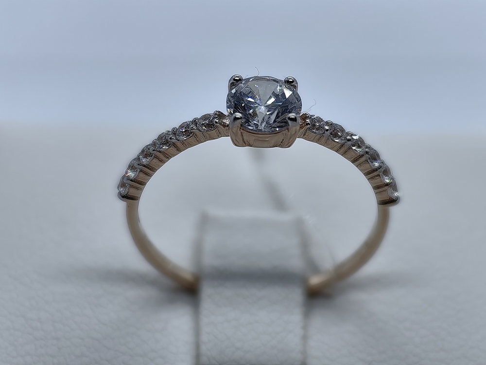 КОЛЬЦО С КАМНЯМИ (Au 585)