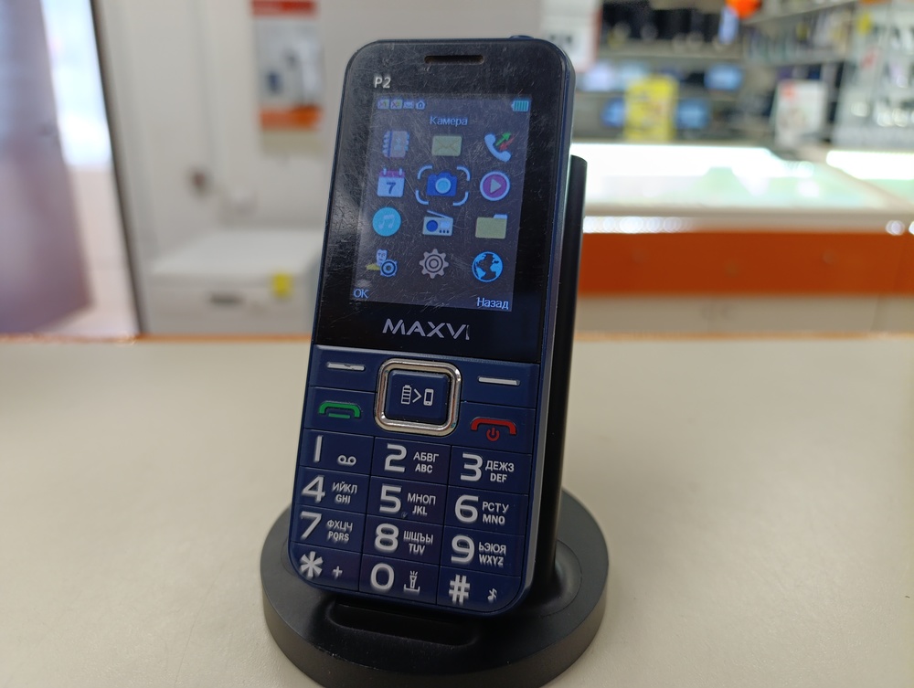 Мобильный телефон Maxvi B100