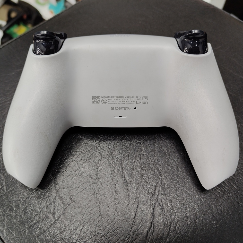 Игровая приставка PlayStation 5 825Gb (С дисководом)